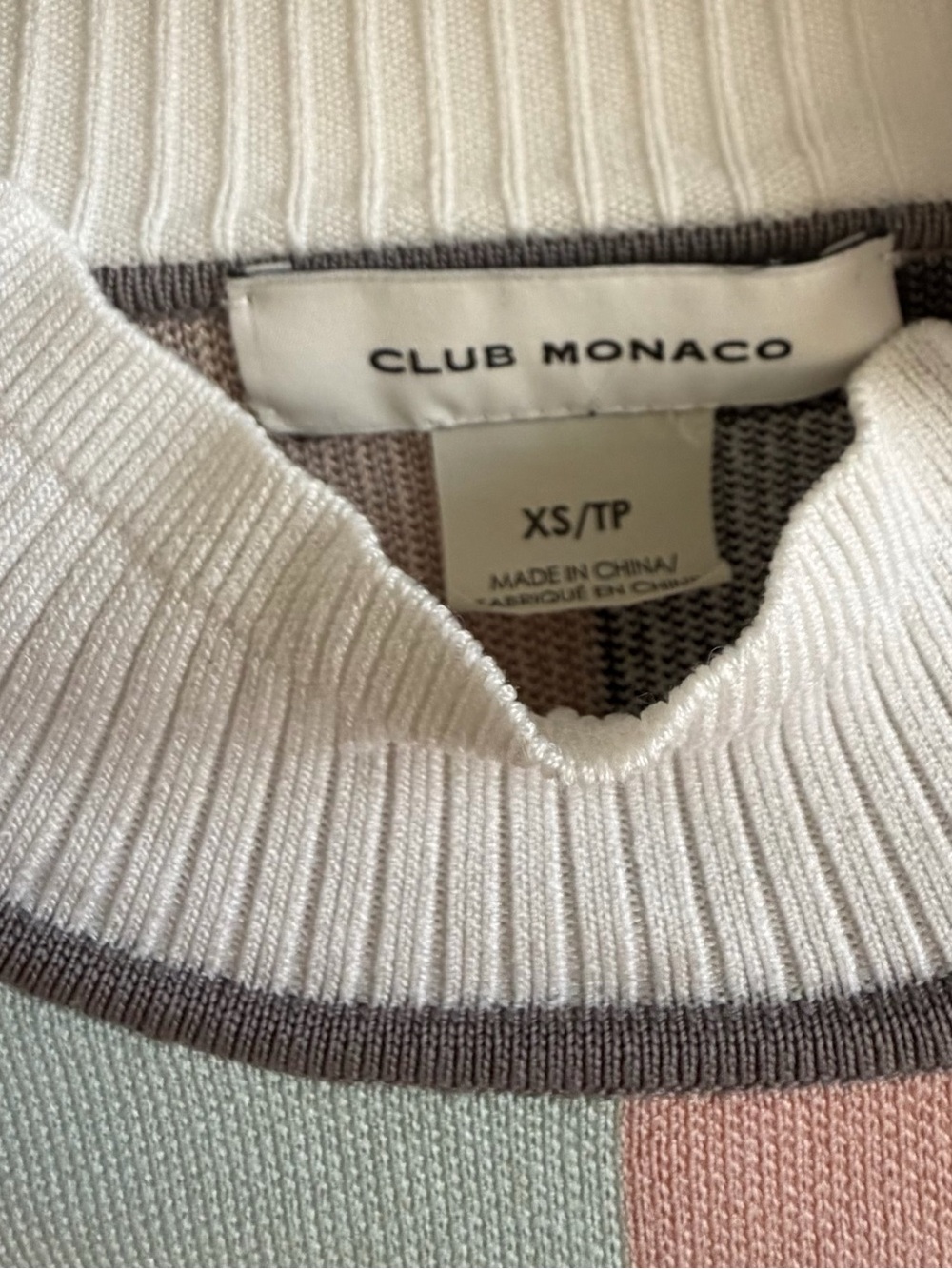 $220 NWOT XS/S Club Monaco Pastel Colorblock Cropped Knit Sweater - Picture 5 of 8